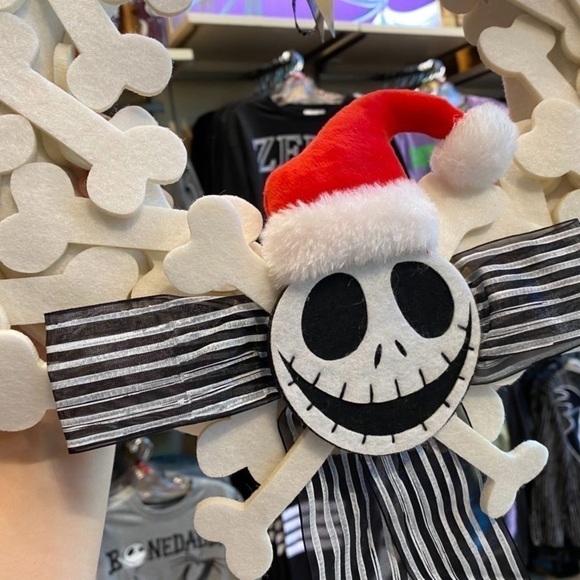 Jack Skellington Holiday Wreath - The Nightmare Before Christmas - Picture 8 of 14
